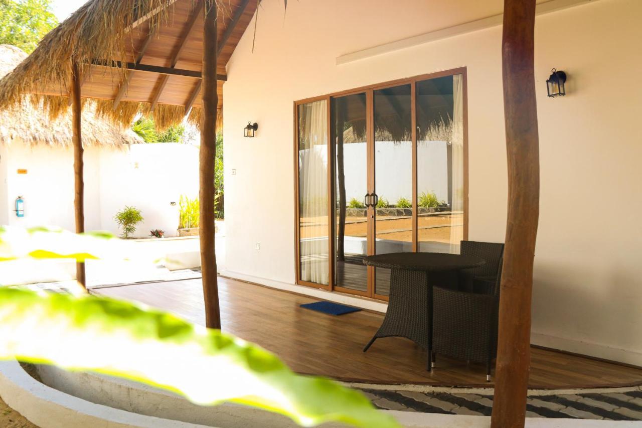The Blue Lagoon Resort كالبيتيا المظهر الخارجي الصورة